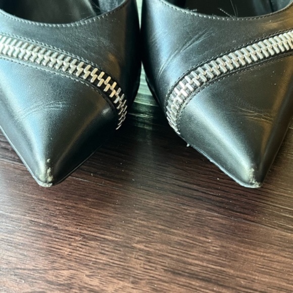 Saint Laurent Zip accent black and white heels/pumps - Picture 7 of 8